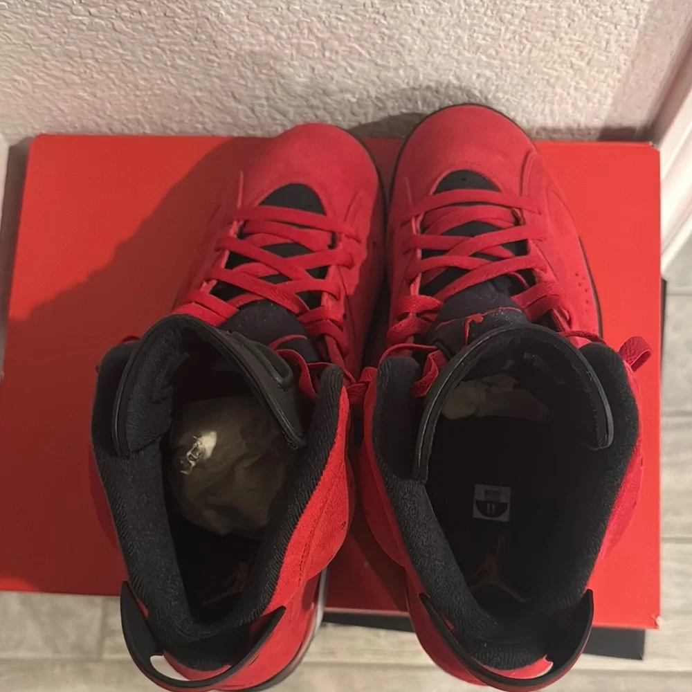 Air Jordan Retro 6 Red Sneakers - Picture 5 of 5